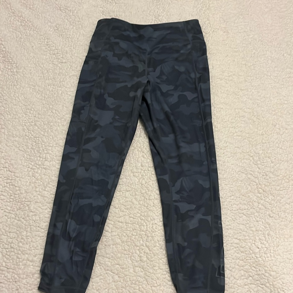 Camo leggings
